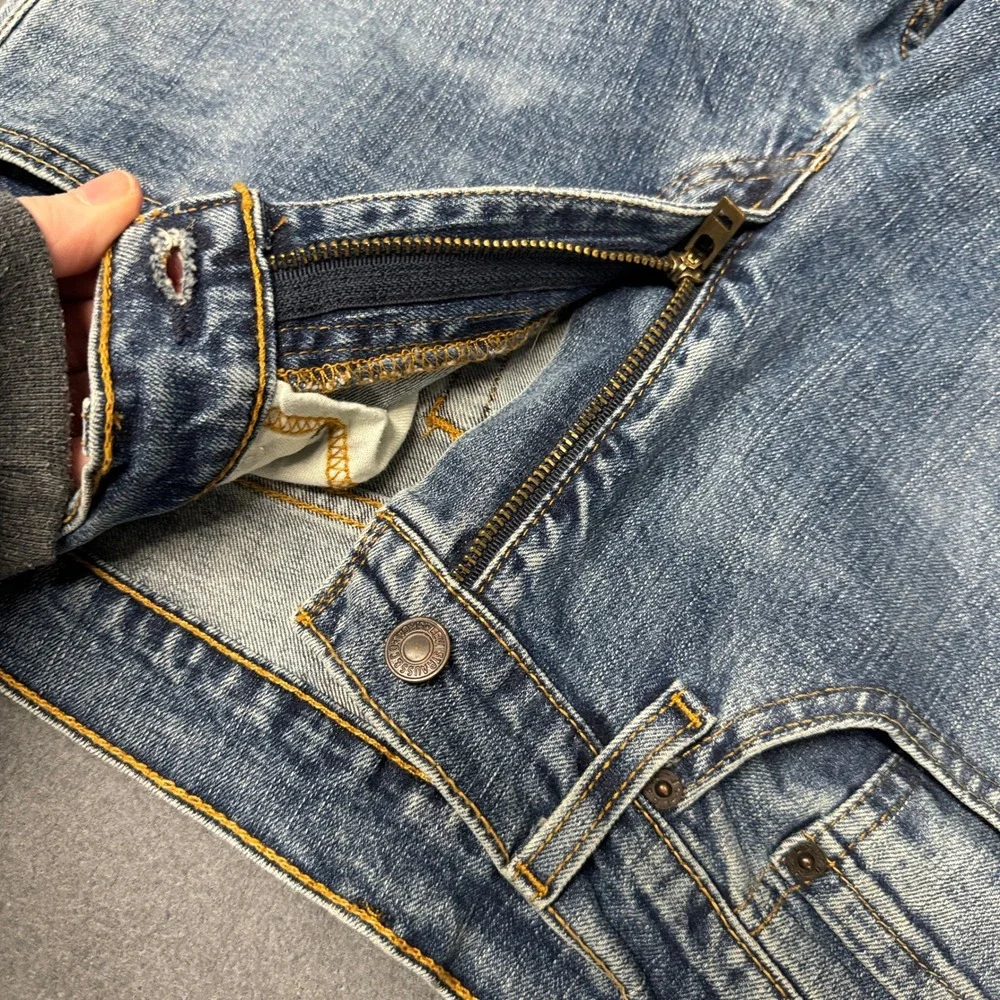 Levi's 514 Jeans Mens 31x32 ACTUAL Straight Fit Blue Denim Classic